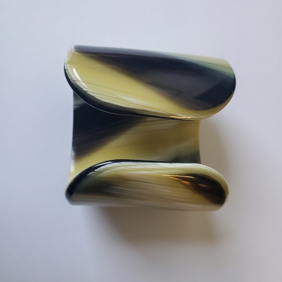 Tory Burch Limited Edition Logo Tortoise Shell Resin Bracelet Cuff Band - Picture 6 of 7